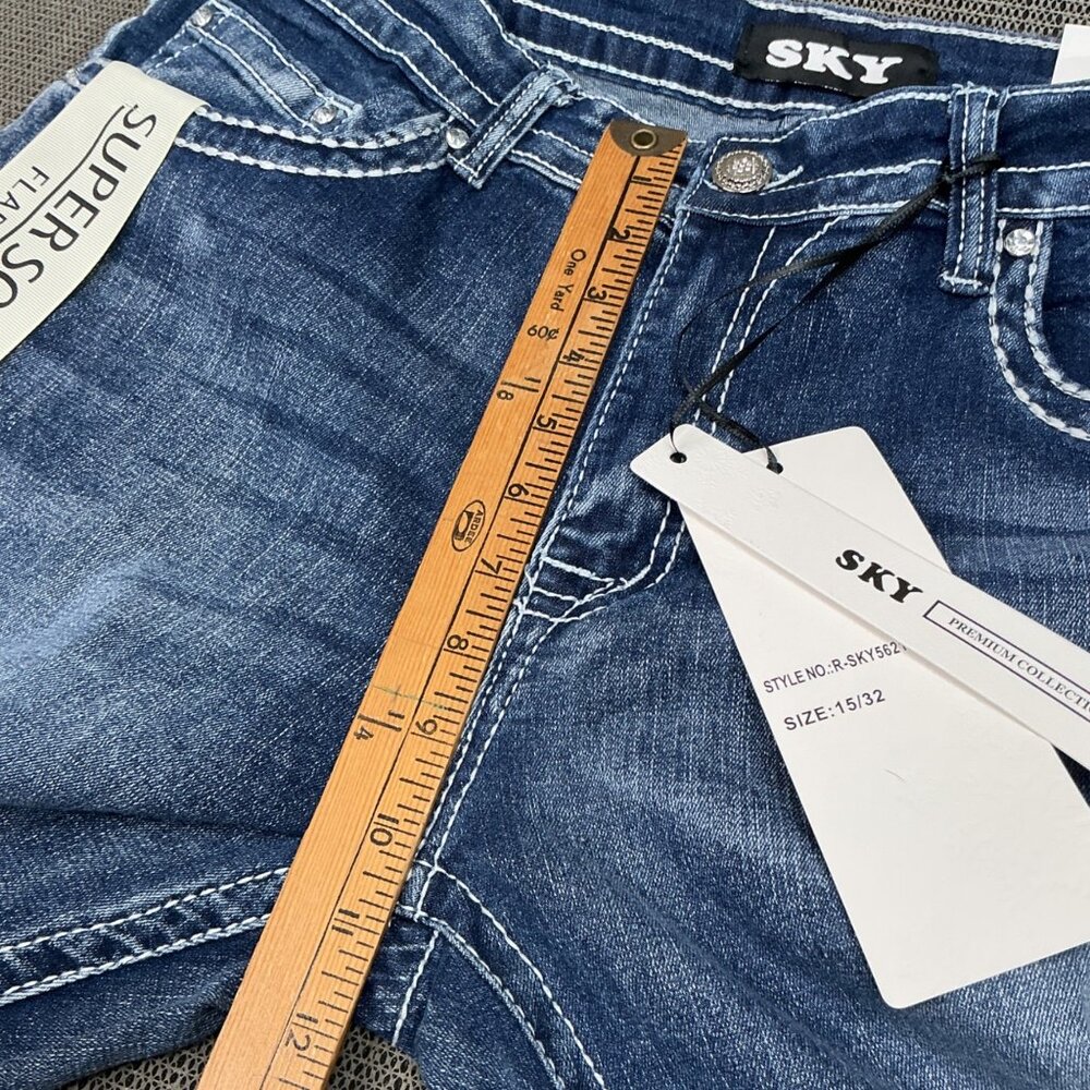 Sky Womens Size 15/16 Blue Super Soft Flare Jeans Denim Embroidered Pockets - Picture 6 of 15
